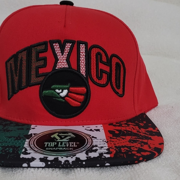 Baseball Caps - Picture 11 of 16